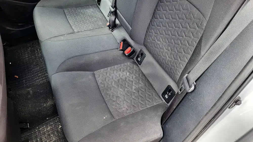 limpiar asientos de coche con vinagre